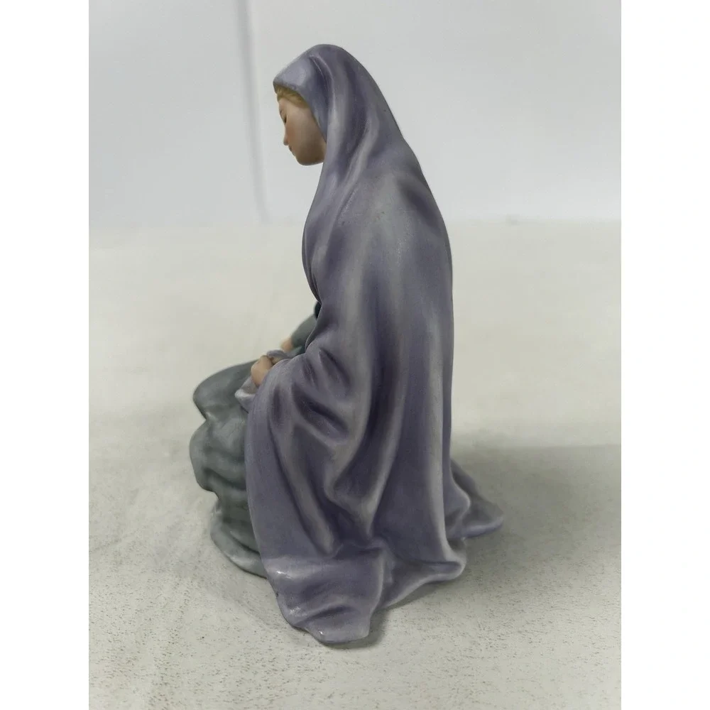 Lenox The Renaissance Nativity MARY 1991 Figurine Christmas Holiday Porcelain